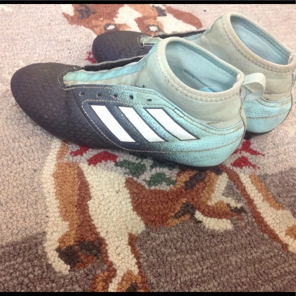 Adidas Cleates - Picture 2 of 5